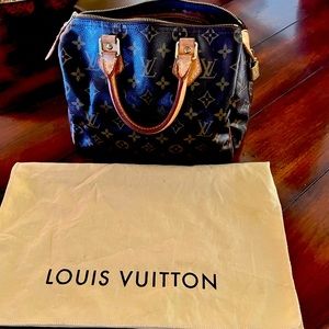 Louis Vuitton Speedy 25. In good condition bought in 2006